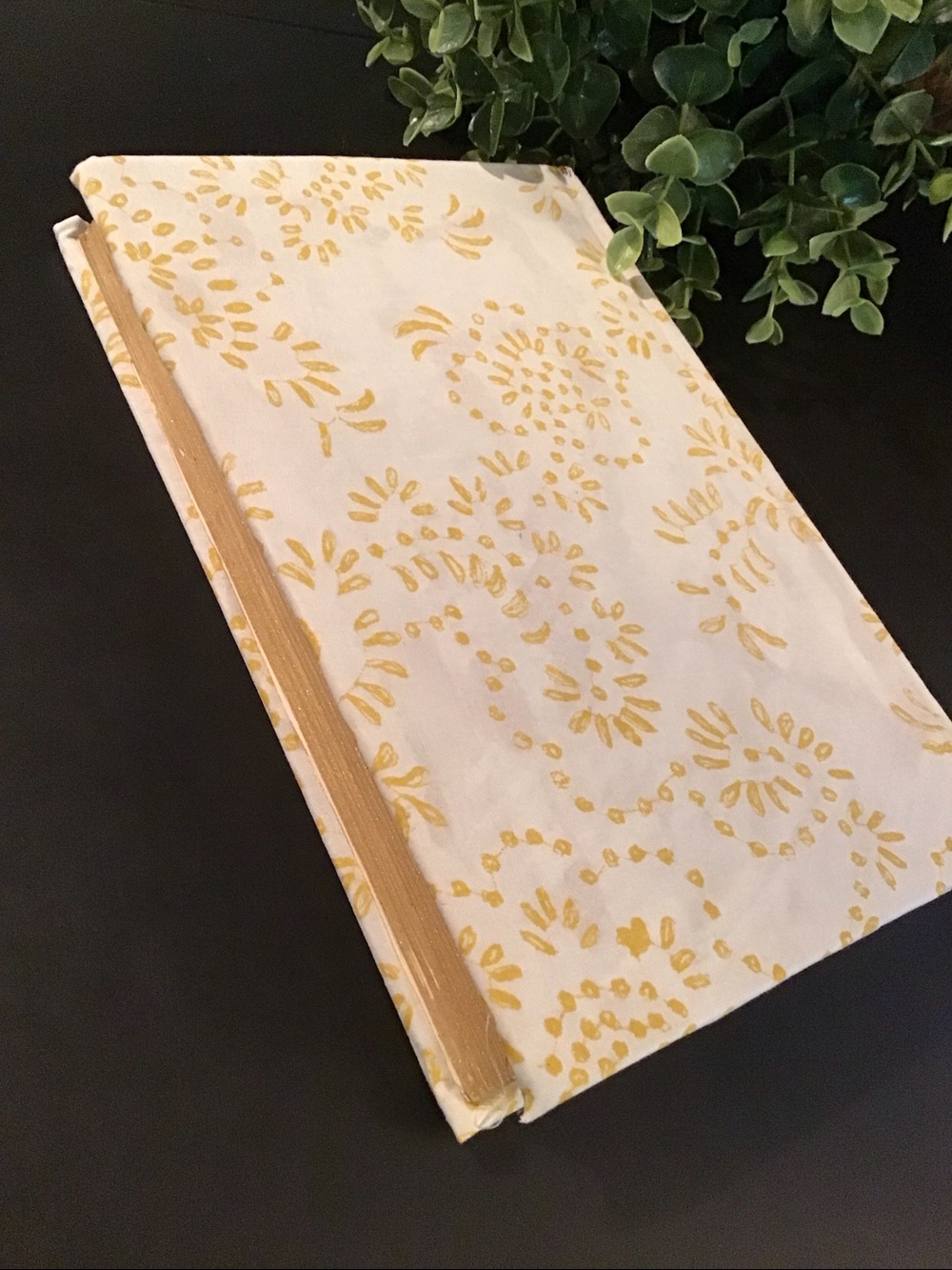 ❤5/25$ covered book